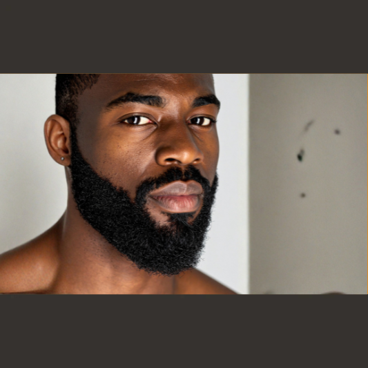 Deep cleansing beard wash for smooth beard texture
